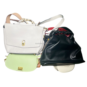 A02 2025 Ukay Sac pour dames Sacs à main <span class=keywords><strong>de</strong></span> marque <span class=keywords><strong>de</strong></span> haute qualité Sacs d'occasion Balles <span class=keywords><strong>de</strong></span> seconde main <span class=keywords><strong>Valise</strong></span> <span class=keywords><strong>de</strong></span> marque Sacs à main pour femmes - Product Image 2