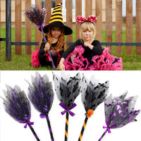 Vente chaude Halloween Amovible Sorcière Balai Volant Lumière LED Lumineux Maille Balai pour la Décoration de Fête