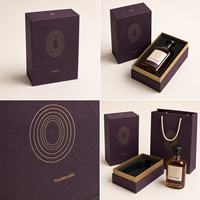 Boîte cadeau personnalisée en carton rigide couleur prune pour bouteille de cognac, avec couvercle amovible et insert ajusté pour une seule bouteille