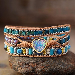 Bracelet en cuir tressé opale bleu, forme cœur, style bohème, bracelet d'amitié, cadeau, bijoux - Product Image 2