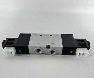 โซลินอยด์วาล์ว VUVS-LT25-B52-D-G14-F8-1B2 8035192ของแท้ของใหม่ - Product Image 2
