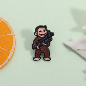 Vui Mát Khỉ Với Súng Men Pin Động Vật Dễ Thương Trâm Ve Áo Huy Hiệu Đồ Trang Sức Quà Tặng Cho Bạn Bè Ba Lô Phụ Kiện Bán Buôn - Product Image 2