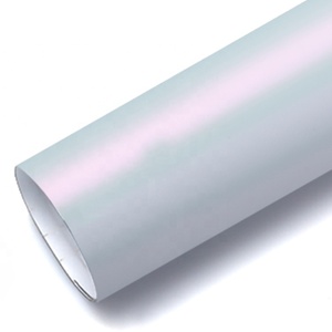 <span class=keywords><strong>Vinile</strong></span> avvolgente autoadesivo <span class=keywords><strong>rosso</strong></span> camaleonte bianco opaco CMM301
