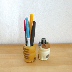 Cute Cat Phone Stand Resin Ornament For <b>Desk</b> Decor And Pen Holder Japanese Style - Product Image 2