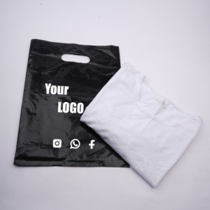 Bolsas de Camiseta Reciclables con Logotipo Personalizado para Ropa, Zapatos y Pieles - Embalaje de Plástico Troquelado al por Mayor con <span class=keywords><strong>Colores</strong></span> y Tamaños Personalizados - Product Image 4