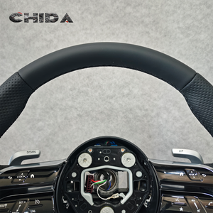 พวงมาลัยหนังสีดำแบบสปอร์ตสำหรับรถ mercedess benzs <span class=keywords><strong>AMG</strong></span> W203 W204 W211 W205 W212 W213 GLE W167 W218 W221 C63 GLA CLA GT - Product Image 5