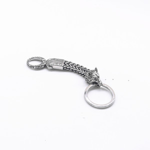 Yunnique – porte-clés en acier inoxydable avec tête de loup, pendentif, cadeau unisexe, bijoux, accessoire de charme en forme d'animal - Product Image 5