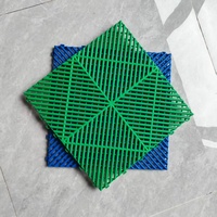 Dalles de sol modulaires à clipser de qualité supérieure 400x400x18mm résistantes à l'huile pour atelier de réparation automobile, kit de revêtement de sol en grille