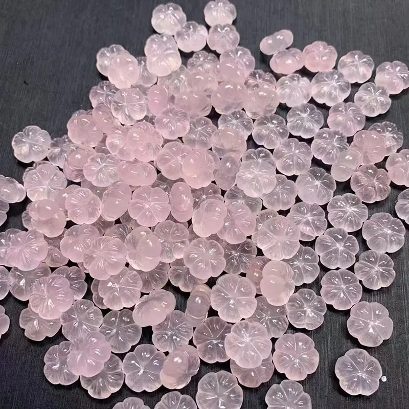 Mini fiore intagliato in cristallo di quarzo rosa naturale di alta qualità