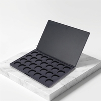 Étui à palettes personnalisé de luxe nouvelle mode 28 assiettes conteneur de fard à paupières vide étui à fard à paupières en plastique de haute qualité pour cosmétiques