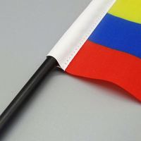 Ornements de drapeaux nationaux miniatures personnalisables, drapeaux de bureau et de négociation de la Colombie avec base en plastique