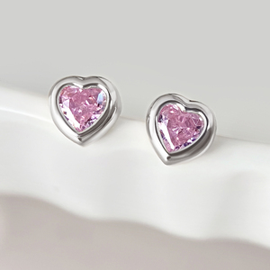 Pendientes de Moda para Mujer, Chapados en Oro de 18K, Multicolores, con Circonita Cúbica en Forma de Corazón - Product Image 1