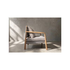 Un sofá de 2 plazas con cojines de felpa y un diseño elegante, perfecto para realzar el estilo y la comodidad de la habitación. - Product Image 4