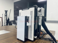 Machine de nettoyage laser portable 200W 300W peinture de nettoyage laser décapant de pierre avec un poids léger