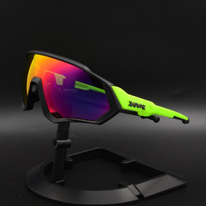 Venta al por mayor correr al aire libre polarizado ciclismo gafas a prueba de viento deportes montar gafas con cinco <span class=keywords><strong>lentes</strong></span> - Product Image 3