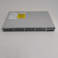 Commutateur réseau géré PoE+ Gigabit 48 ports Ciso C9300-48P-E avec uplink modulaire, Network Essentials, montage en rack 1U