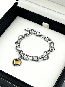 Pulsera de Cable de Acero Inoxidable para Mujer: Una Pulsera de Cadena Trenzada en Forma de Corazón, Joyería Exquisita Perfecta para Uso Diario - Product Image 1