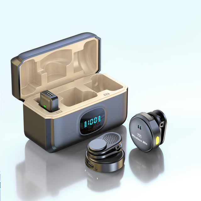 Factory - Direct OEM Q8 3 in 1 Clip Magnetic Wireless Microphone - Ideal for Podcast Interview Conference on iPhone Cameras