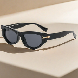 Sunglasses <b>Large</b> <b>Frame</b> Square Unisex UV400 PC <b>Frame</b> AC Lens Light Weight Fashion Sunshades - Product Image 4