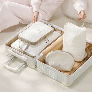 Organisateur de valise extensible pour bagages avec chaussures et sac cosmétique Cubes d'emballage de voyage Organisateurs de bagages Ensemble de 4 pièces - Product Image 3