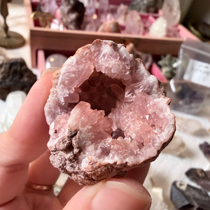 Vente en gros de géodes d'agate drusy de haute qualité, géodes d'agate améthyste rose d'Argentine, géodes roses naturelles d'Argentine pour la décoration intérieure - Product Image 3