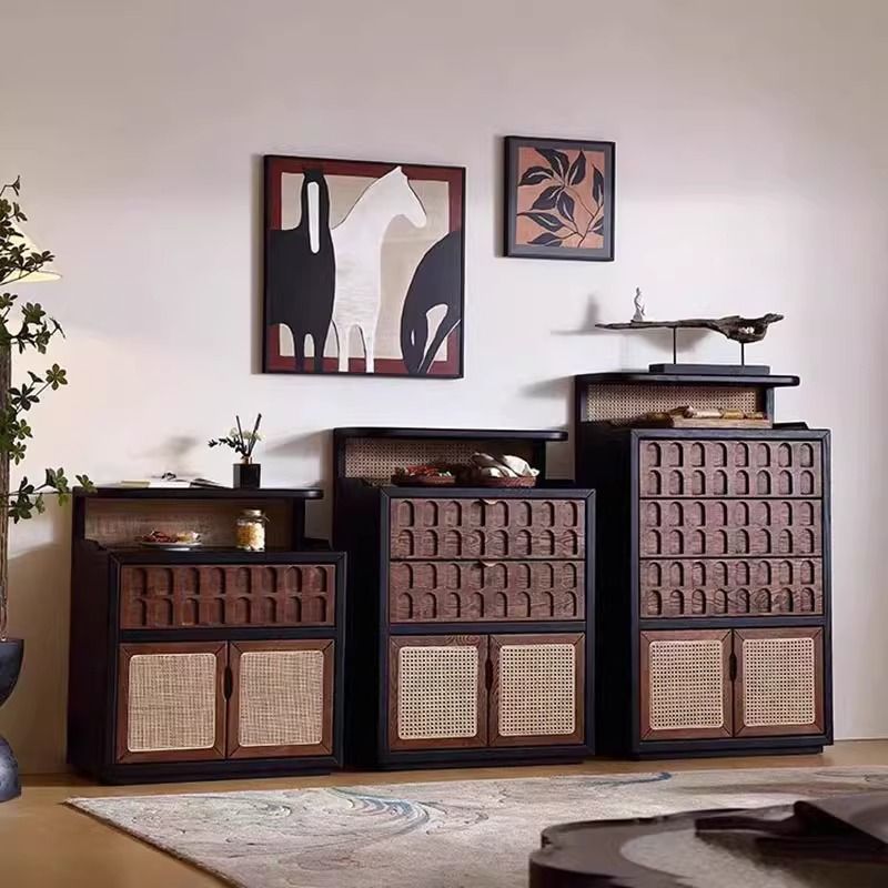 Commode à trois tiroirs