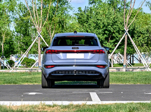 Oferta Especial: Au-di <span class=keywords><strong>Q6</strong></span> <span class=keywords><strong>E</strong></span>-<span class=keywords><strong>tron</strong></span> Edición Pioneer 2025 |   SUV Eléctrico de Lujo: un Nuevo Punto de Referencia para la Movilidad Interurbana Integral - Product Image 3