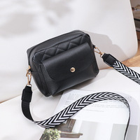 Grosir murah musim panas mode wanita dompet selempang persegi tas telepon kurir Mini kancing tas bahu selempang untuk perjalanan