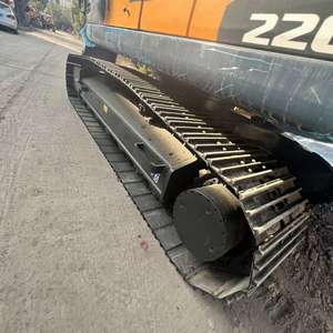 Excavatrice moyenne d'occasion Hyundai HX220HD, poids opérationnel de 22 tonnes, état d'occasion, matériel de construction d'occasion Hyundai HX220HD fabriqué en Corée - Product Image 5