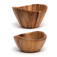 Vente en gros dernier modèle de grand saladier avec ustensiles de service ensemble saladier et cuillères en bois pour fruits ou salades