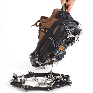 Crampons antidérapants en acier inoxydable 201 Crampons à <span class=keywords><strong>glace</strong></span> Crampons de traction <span class=keywords><strong>sur</strong></span> neige Crampons pour <span class=keywords><strong>marcher</strong></span> et courir <span class=keywords><strong>sur</strong></span> <span class=keywords><strong>la</strong></span> neige et <span class=keywords><strong>la</strong></span> <span class=keywords><strong>glace</strong></span> M L - Product Image 3