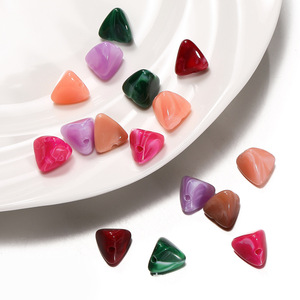 Perles triangulaires en acrylique imitation pierre pour la fabrication de bijoux, accessoires de collier, bracelet, pendentif, vente en gros - Product Image 2