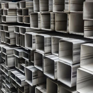 Tubo cuadrado <span class=keywords><strong>de</strong></span> <span class=keywords><strong>acero</strong></span> <span class=keywords><strong>inoxidable</strong></span> Q195 Q235 personalizado para doblar <span class=keywords><strong>características</strong></span> <span class=keywords><strong>de</strong></span> corte y soldadura para construcción - Product Image 5