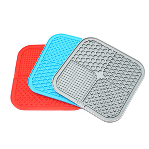 Cuencos para mascotas de nuevo diseño, alfombrilla sólida para perros, alfombrilla moderna de silicona para lamer mascotas, alfombrilla cuadrada para lamer perros con ventosas - Product Image 2