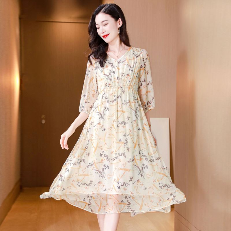 Wholesale Summer New Elegant Intellectual Versatile Silk Chiffon Dress in  China Printed V-neck Floral Pattern Natural Waistline| Alibaba.com