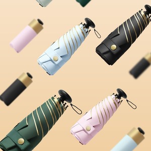 <span class=keywords><strong>Parapluie</strong></span> de poche Portable <span class=keywords><strong>Mini</strong></span> pouce titane Anti-UV à cinq plis pour les femmes crayon d'or à transmission zéro pour la pluie de voyage d'affaires - Product Image 6