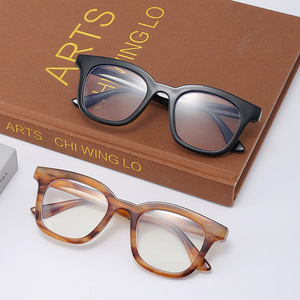 New Anti-blue Light <strong>Glasses</strong> Frame <strong>Fashionable</strong> Men's and Women's Flat Mirror Can Be Equipped with Myopia Frame - Product Image 3
