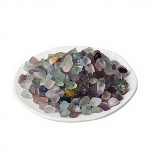 Pierres de fluorite naturelle Qiannuo, éclats de cristal polis, galets décoratifs pour la décoration intérieure, thème mariage et amour, poisson - Product Image 3