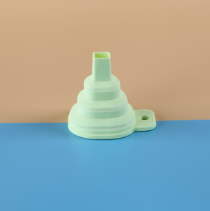 Yds atacado mini funil quadrado para garrafa de água, de silicone pequeno comestível - Product Image 2
