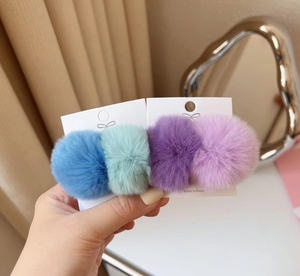 Doux fille épingle à cheveux réel Rex fourrure de lapin <span class=keywords><strong>deux</strong></span> couleurs pompons mignon doux hiver mode épingle à cheveux pour les enfants - Product Image 2