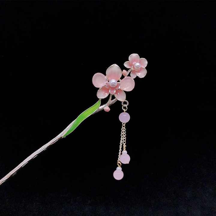Floral Tassel Hair Pins: Petale
