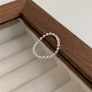 Anillo de Plata de Ley S925 con Cuentas de la Suerte para Mujer, Estilo Coreano Minimalista, Moderno y Creativo, Anillo Redondo con Cuentas, Venta al por Mayor - Product Image 1