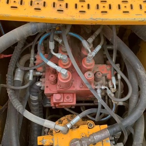 Excavadora de Ruedas Hyundai 210W-7 con Cucharón de Excavación, Equipo de Construcción Usado - Product Image 6