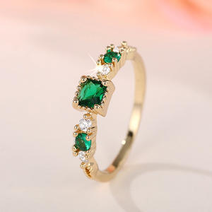 Anillo de Esmeralda T0322, Oro de 18K, Corte Princesa, Gema, Anillo de Compromiso para Mujer, Joyería Fina - Product Image 5