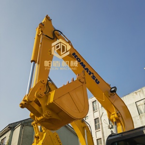 Used Komatsu PC70-8 excavator 7-ton <b>small</b> hydraulic excavator with original Japanese engine <b>pump</b> for household farms - Product Image 4