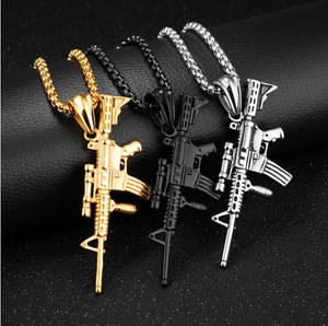 Heiß begehrte, neue, günstige, trendige 18K vergoldete Edelstahl-Anhängerketten in Gewehrform für Herren – Geschenk, Hip-Hop-Accessoire - Product Image 4