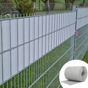 <span class=keywords><strong>Bande</strong></span> de clôture en <span class=keywords><strong>plastique</strong></span> <span class=keywords><strong>rigide</strong></span> de 1,0 mm d'épaisseur <span class=keywords><strong>pour</strong></span> panneaux de clôture galvanisés - Product Image 1