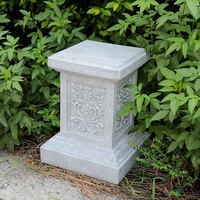 Socle en résine sculpté de fleurs élégantes, statue de jardin blanche/base de pot, colonne d'affichage polyvalente intérieure/extérieure