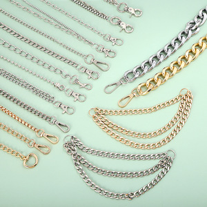 Tas Tangan Wanita Desain Terbaru Tas Rantai Logam Campuran Jimat Tali Bahu Dekorasi Tas Rantai - Product Image 2