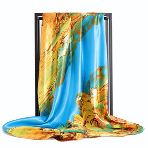 Elegante Sciarpa Quadrata in Raso <span class=keywords><strong>di</strong></span> Seta Rosa con Motivo Floreale <span class=keywords><strong>di</strong></span> Peonie per Donna, Ideale per Matrimoni e Feste - Product Image 4